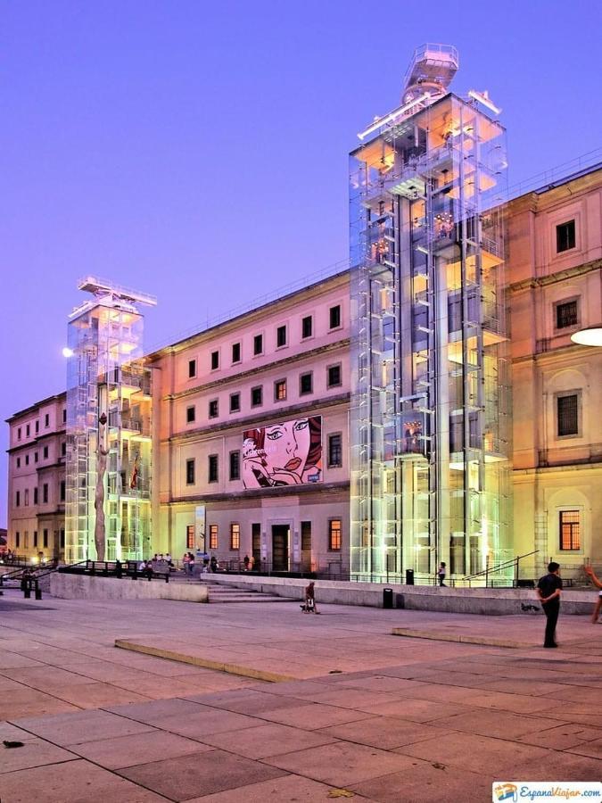 Apartmán Reina Sofia Museum House Madrid Exteriér fotografie